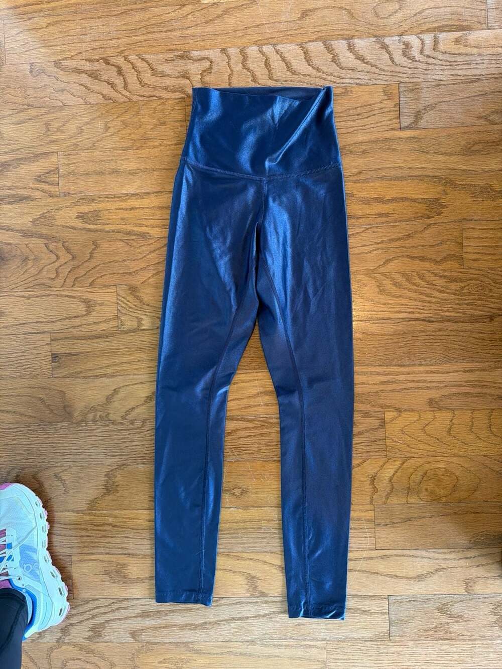 Koral Lustrous High Rise Leggings in Navy Shine xs xsmall